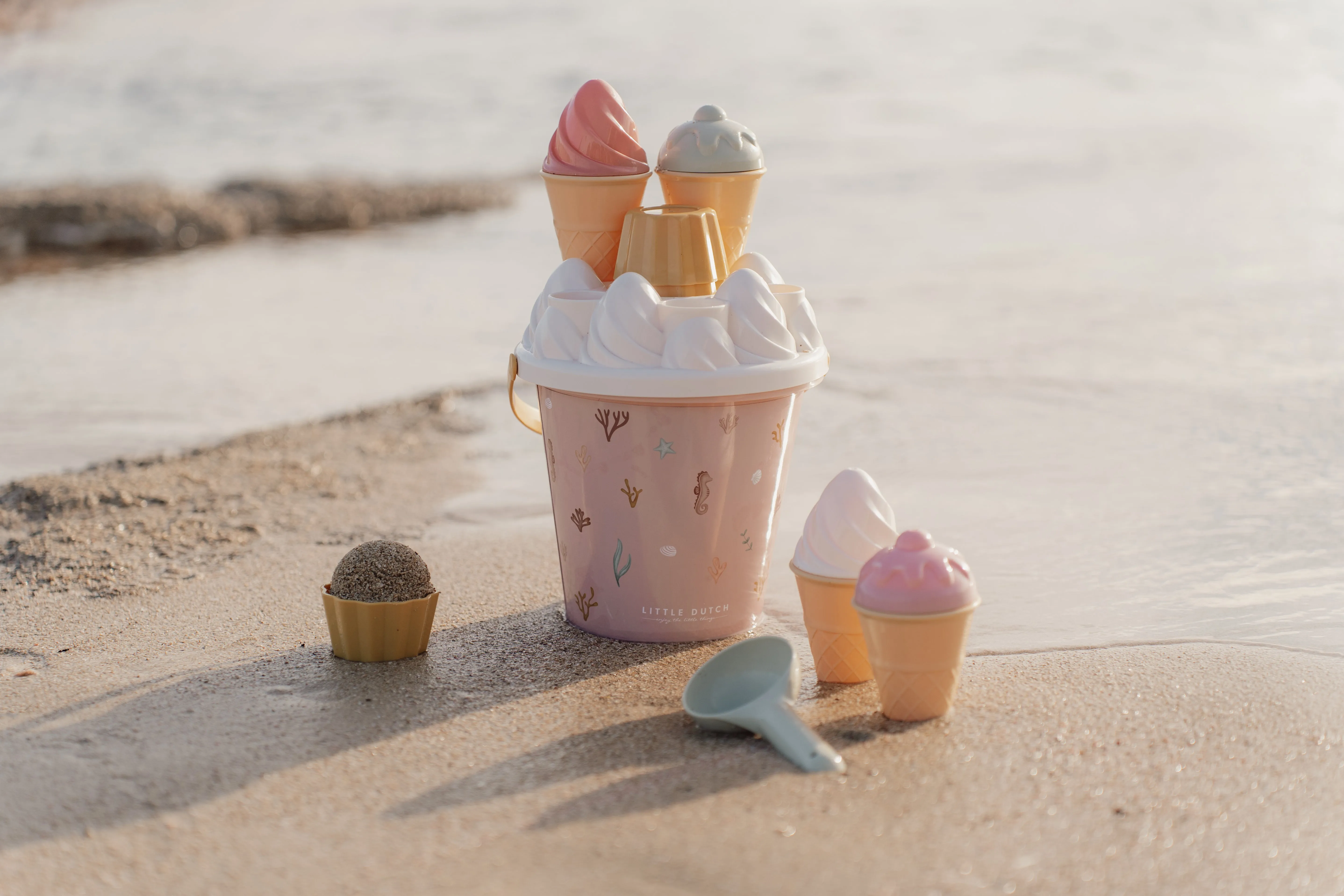 Little Dutch Ice Cream Bucket Set 14 pieces | Pink