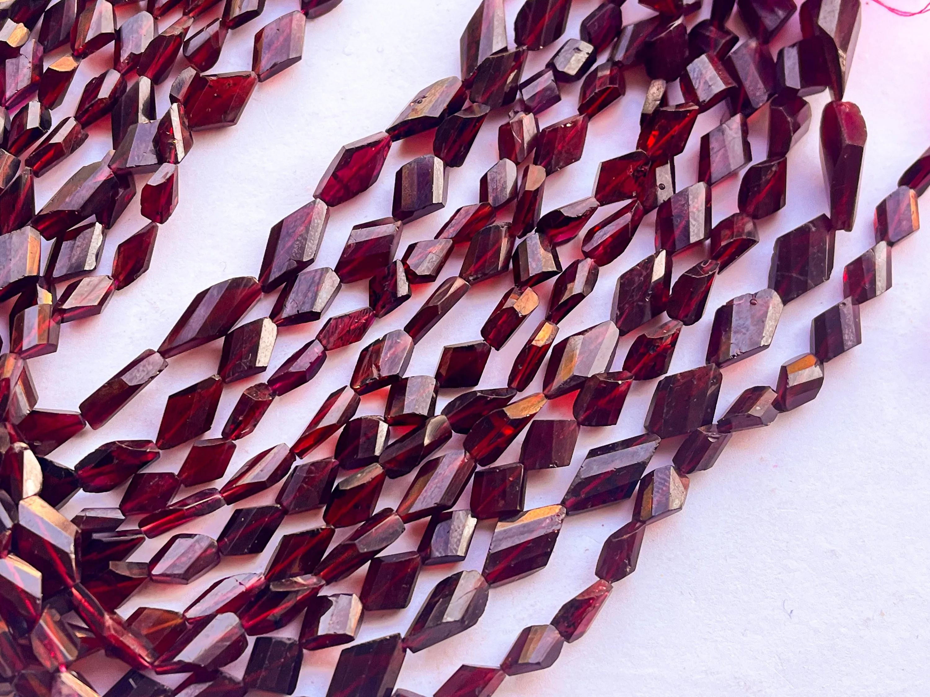 Rhodolite Garnet Diamond Shape Beads